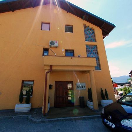 Hotel Arizona Sarajevo Lukavica Eksteriør bilde