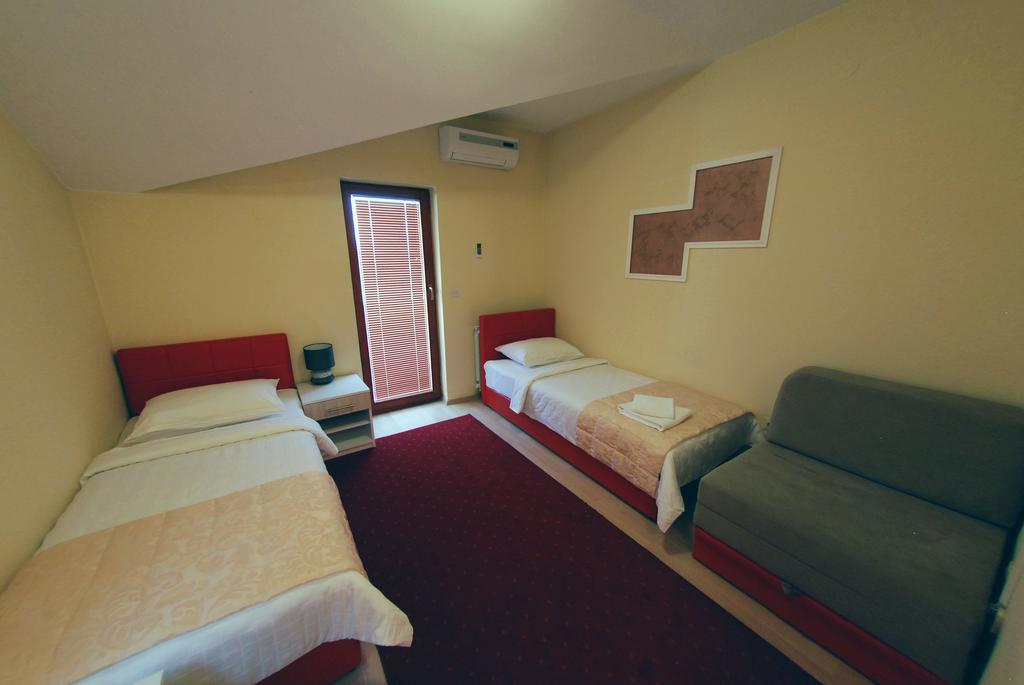 Hotel Arizona Sarajevo Lukavica Eksteriør bilde