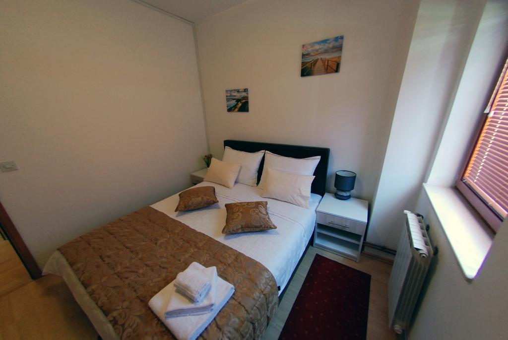 Hotel Arizona Sarajevo Lukavica Eksteriør bilde
